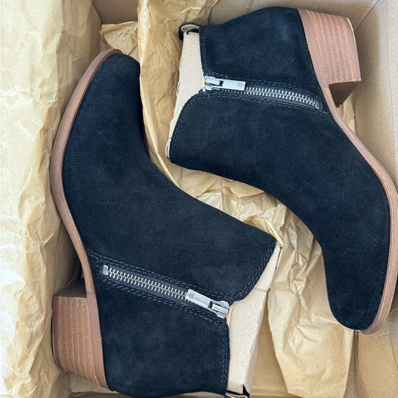 🆕 Lucky Brand Women’s Basel Ankle Bootie Black/Natural Oiled Suede- size… - Picture 9 of 9